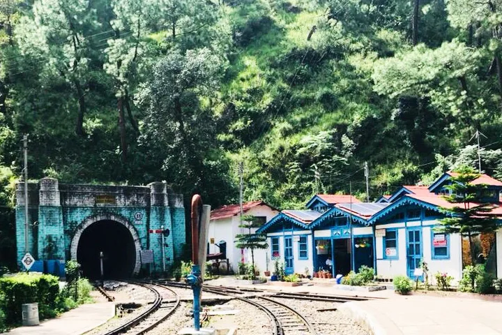 Barog Railway Station
