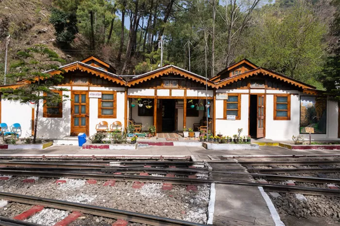 Barog Railway Station